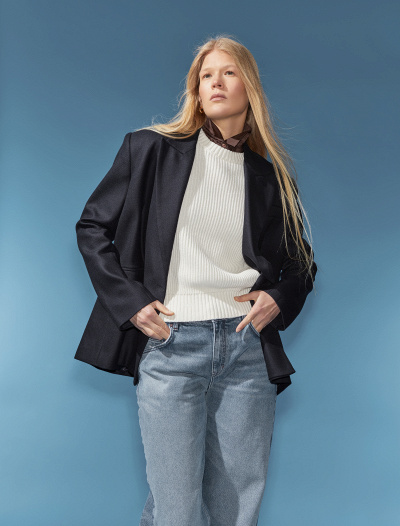 Fashion Expert 1